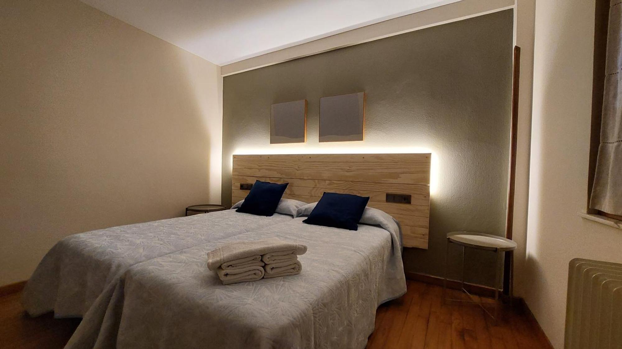 Villa Isabel 2 Llaves أريونداس الغرفة الصورة